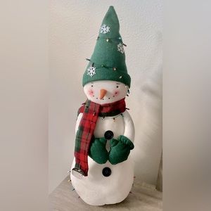 FLOWER DEBI LILLY FUNNY SNOWMAN NWT. Bright decoration for the holiday.